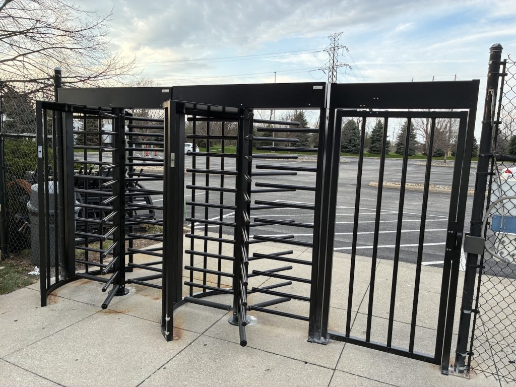 Walk-through turnstile gate